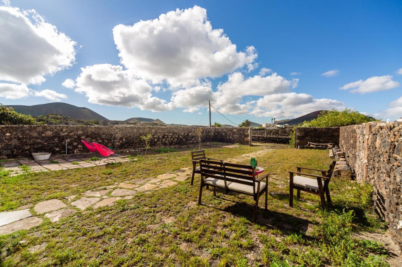 Villa Casa "Entre Vinedos" En Masdache Tías Exterior foto