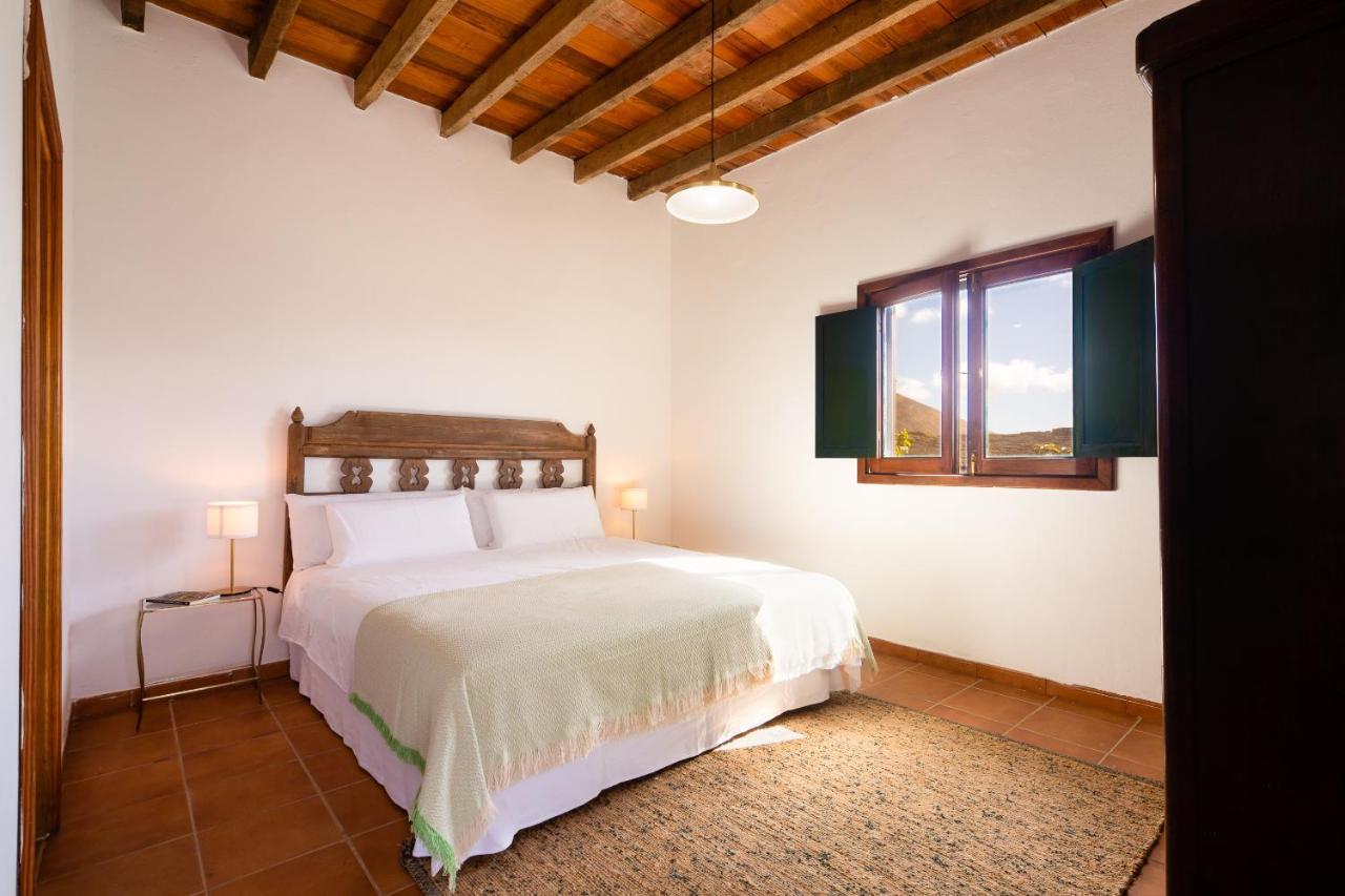 Villa Casa "Entre Vinedos" En Masdache Tías Exterior foto